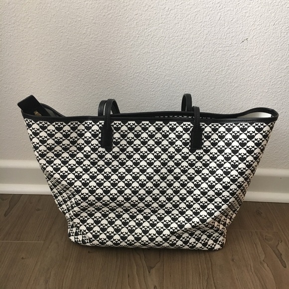 Kate Spade NY Penn Place Margareta Tote Large Size - Picture 4 of 8